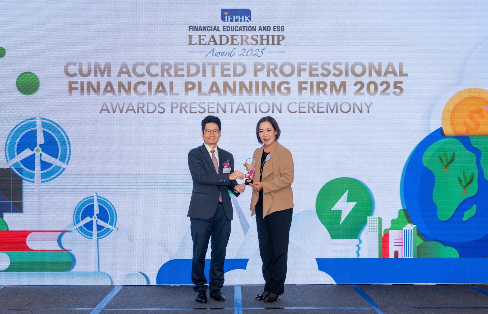 周大福人壽勇奪「香港財務策劃師學會理財教育及ESG領袖大獎2025」殊榮
